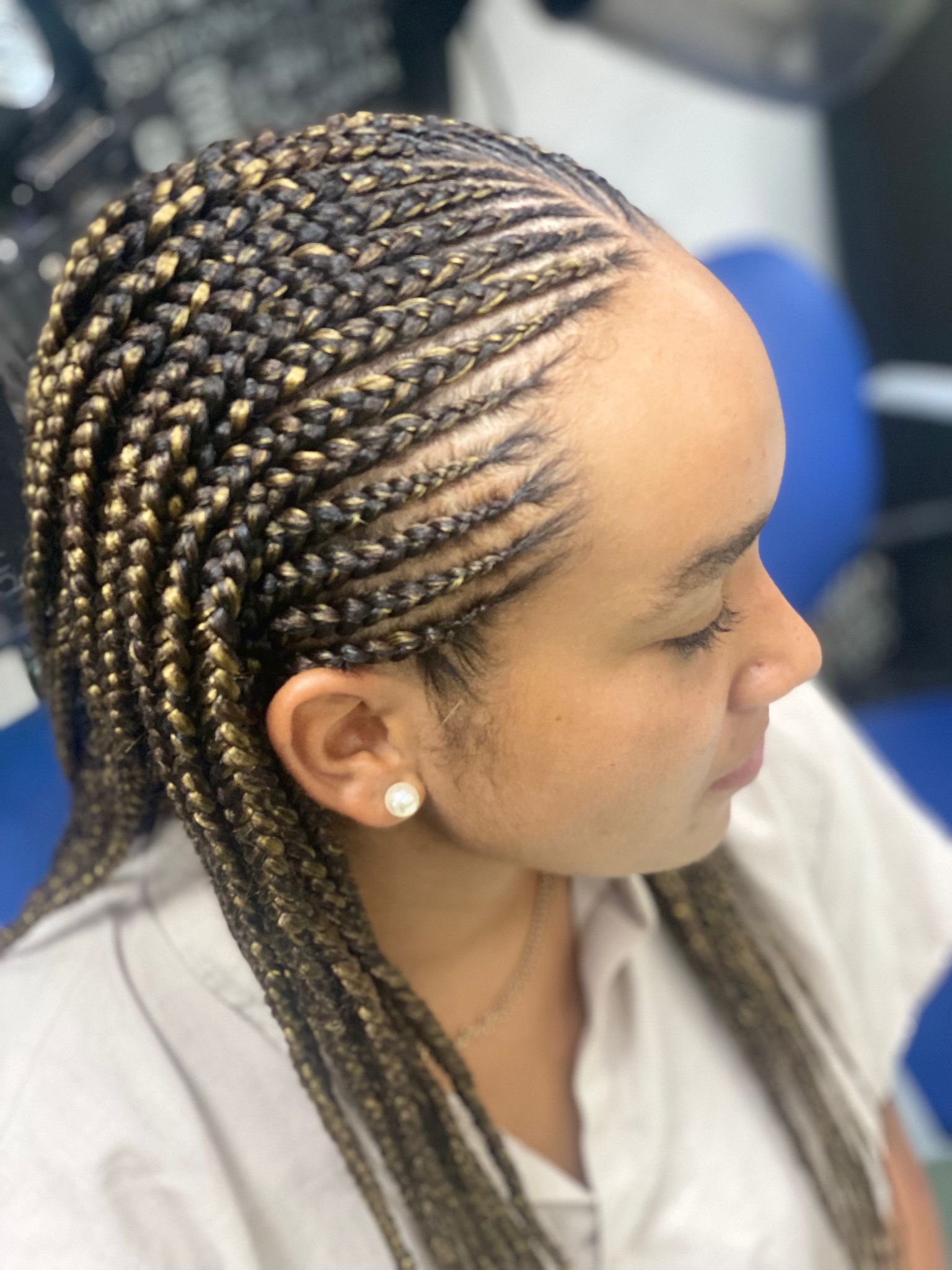 Barsha Beauty Salon
